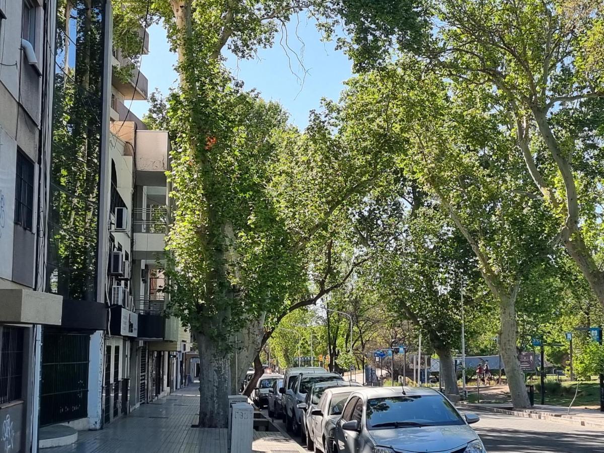 Centrico Parque Civico Lejlighed Mendoza Eksteriør billede